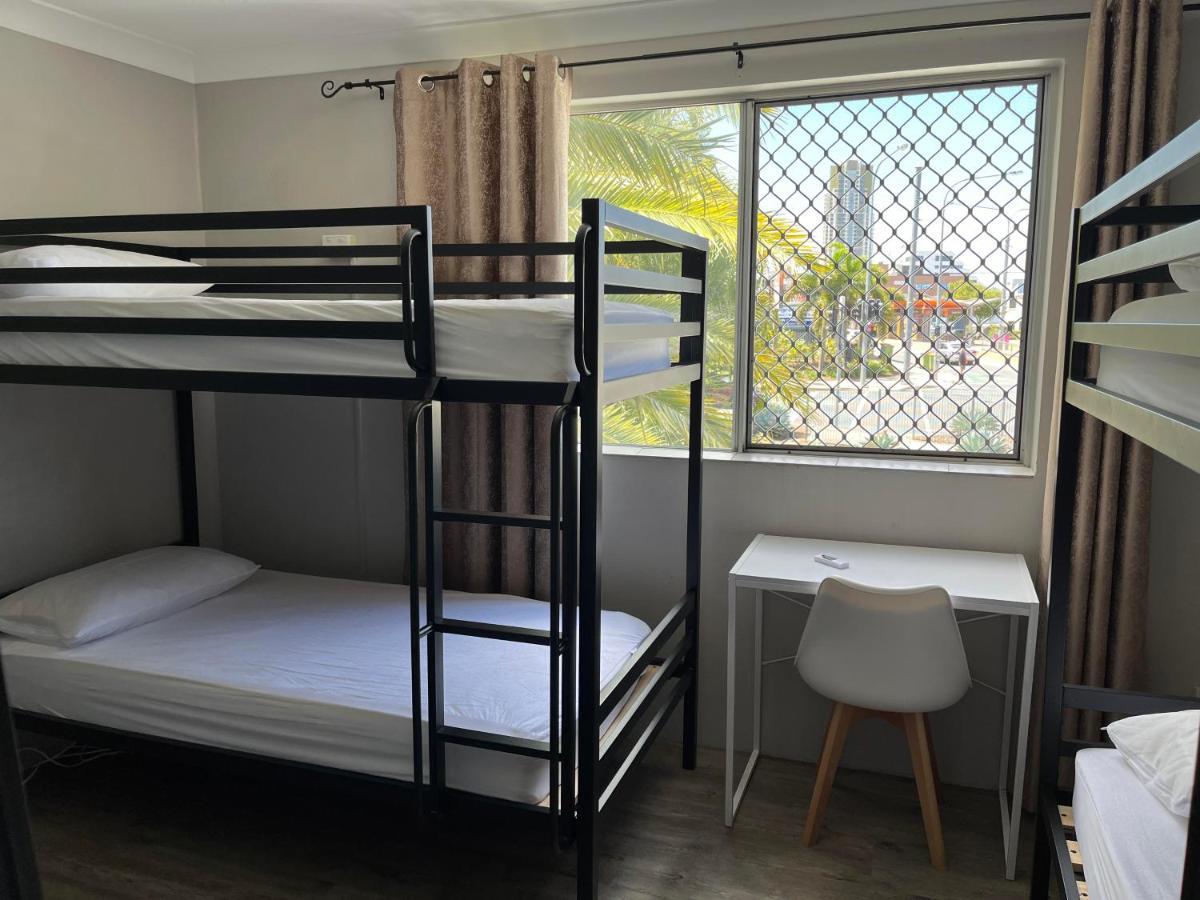 Homely Inn Hostel Gold Coast Exterior photo